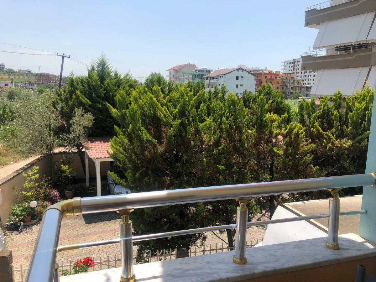 Guest House Murati Durres Exterior photo