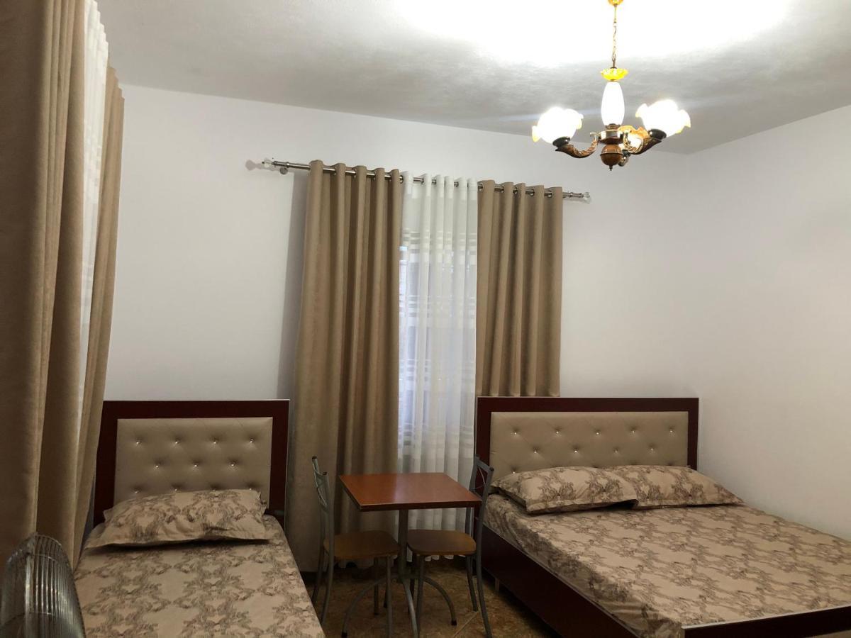 Guest House Murati Durres Exterior photo